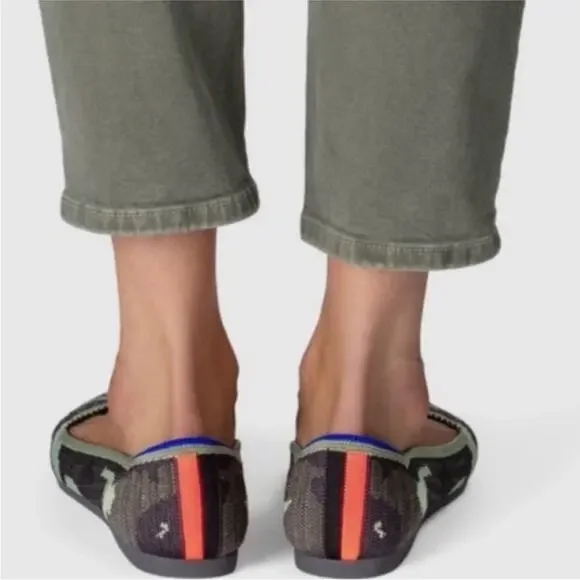 Rothy’s The Point Blue Halo Olive Green Camo Flats 8.5 - Picture 2 of 10